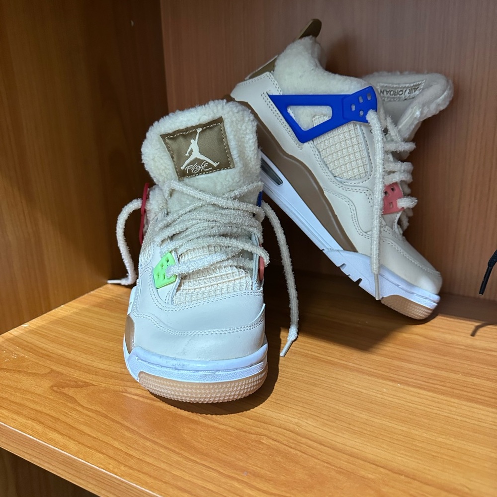 Nike Air Jordan Retro 4 GS ‘Wild Things’ - Picture 2 of 3